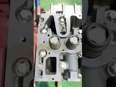 Blocco cilindrico e testina del motore Volvo (1)