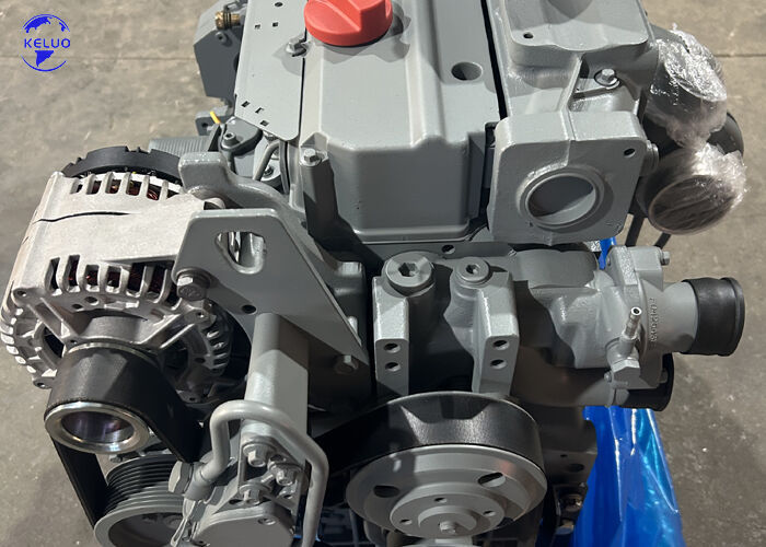 Nuovo motore BF4M2012C / BF4M2012 98kW, 2100 RPM per rulli vibratori.